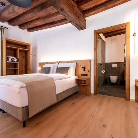 Hotel Traube *